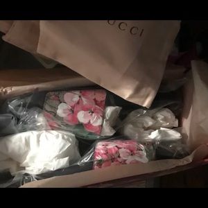 Gucci bloom slides new size 8 retail price 395!